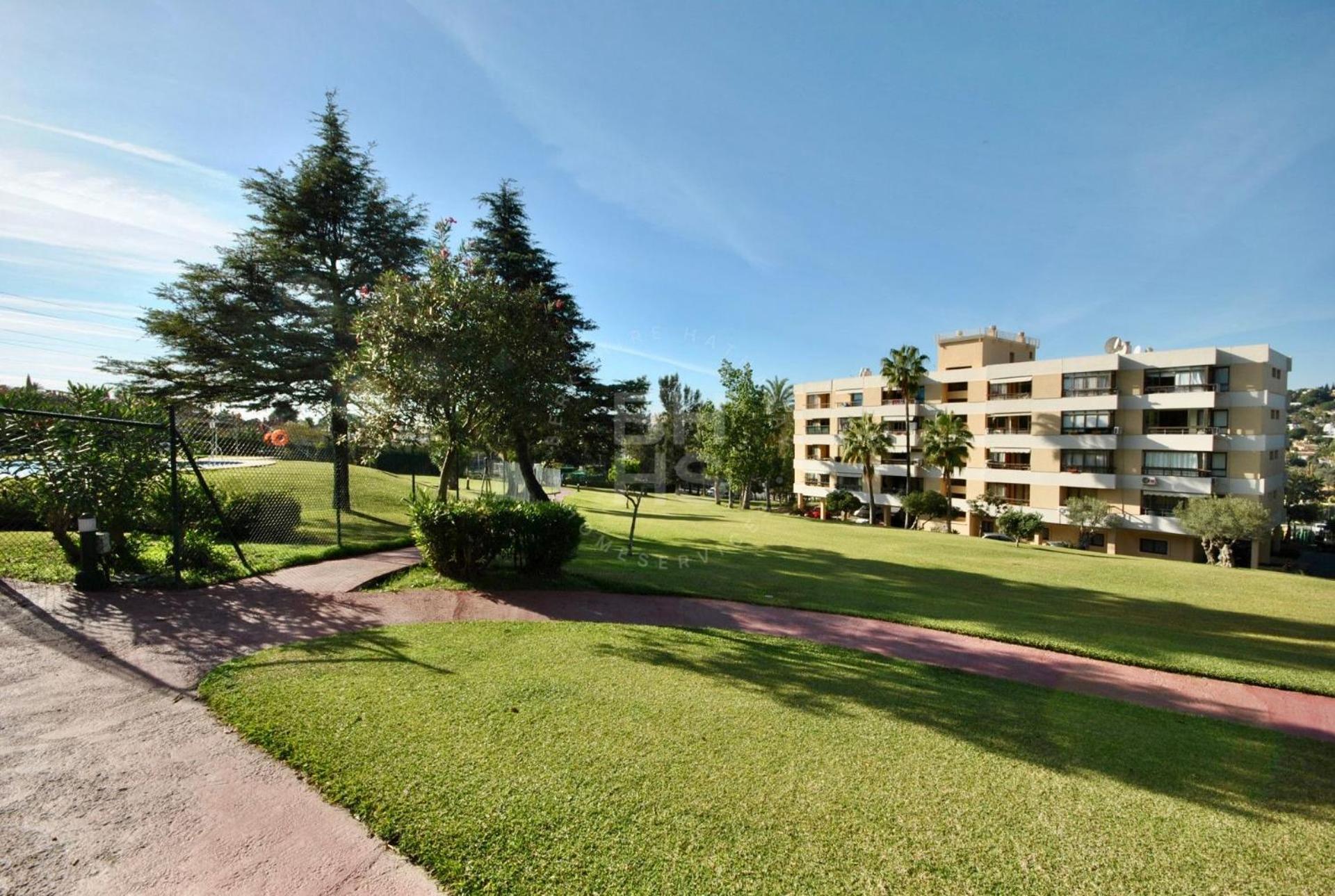 Apartamento Torres De Aloha 2 bdr Puerto Banus Marbella Exterior foto